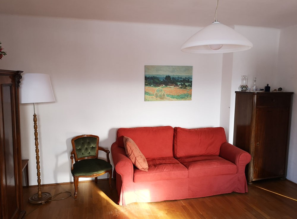 Stilvolles Wohnen im Gailtal - Couch